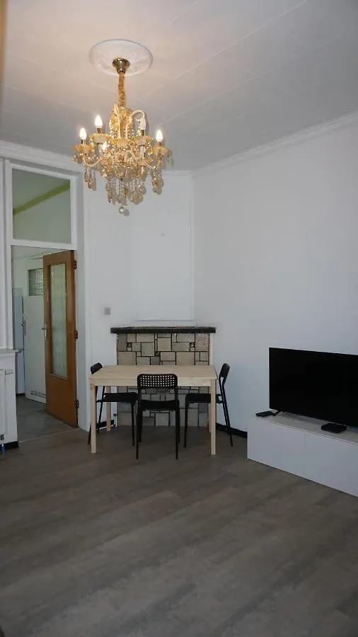 House Luppen Two kitchens two bathrooms Antwerpen België