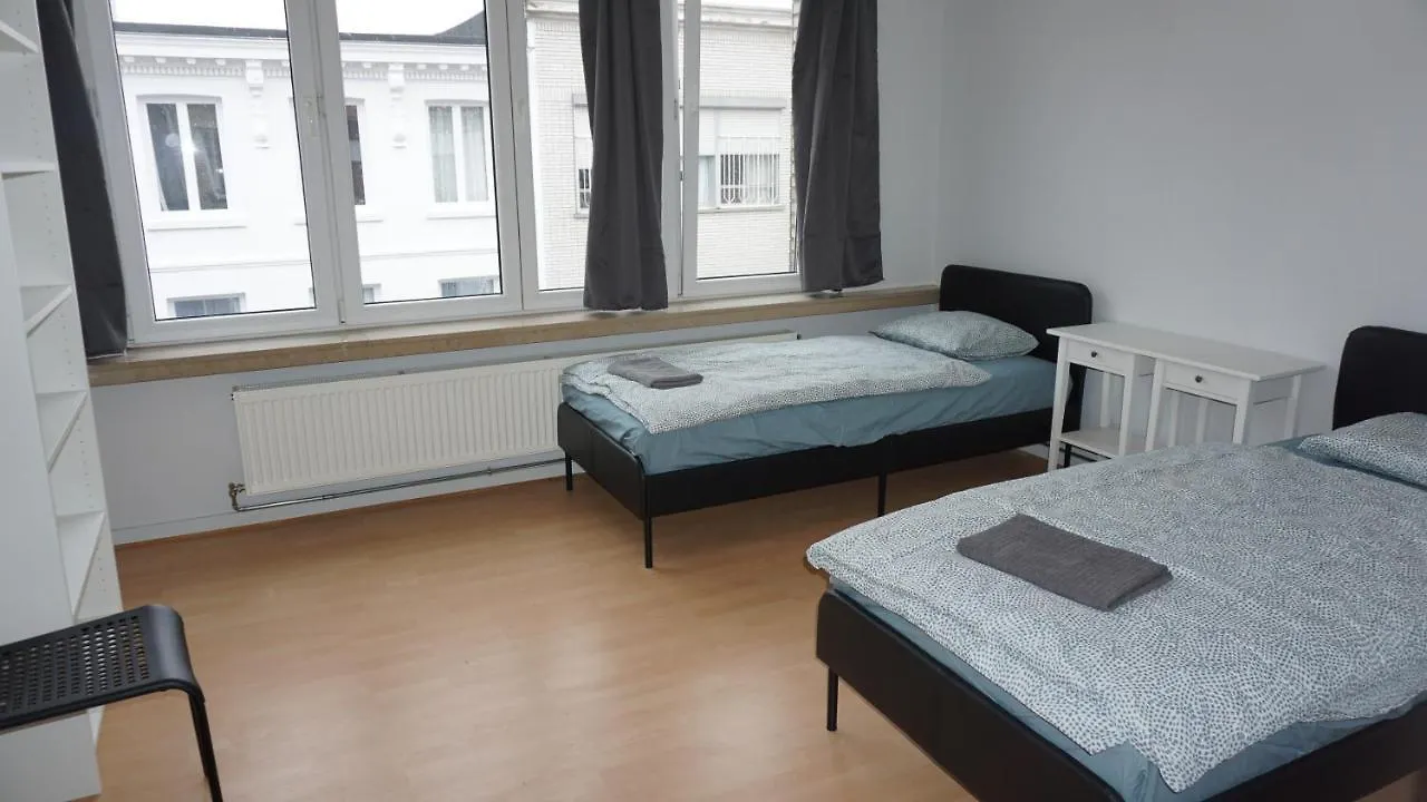 House Luppen Two kitchens two bathrooms Antwerpen België