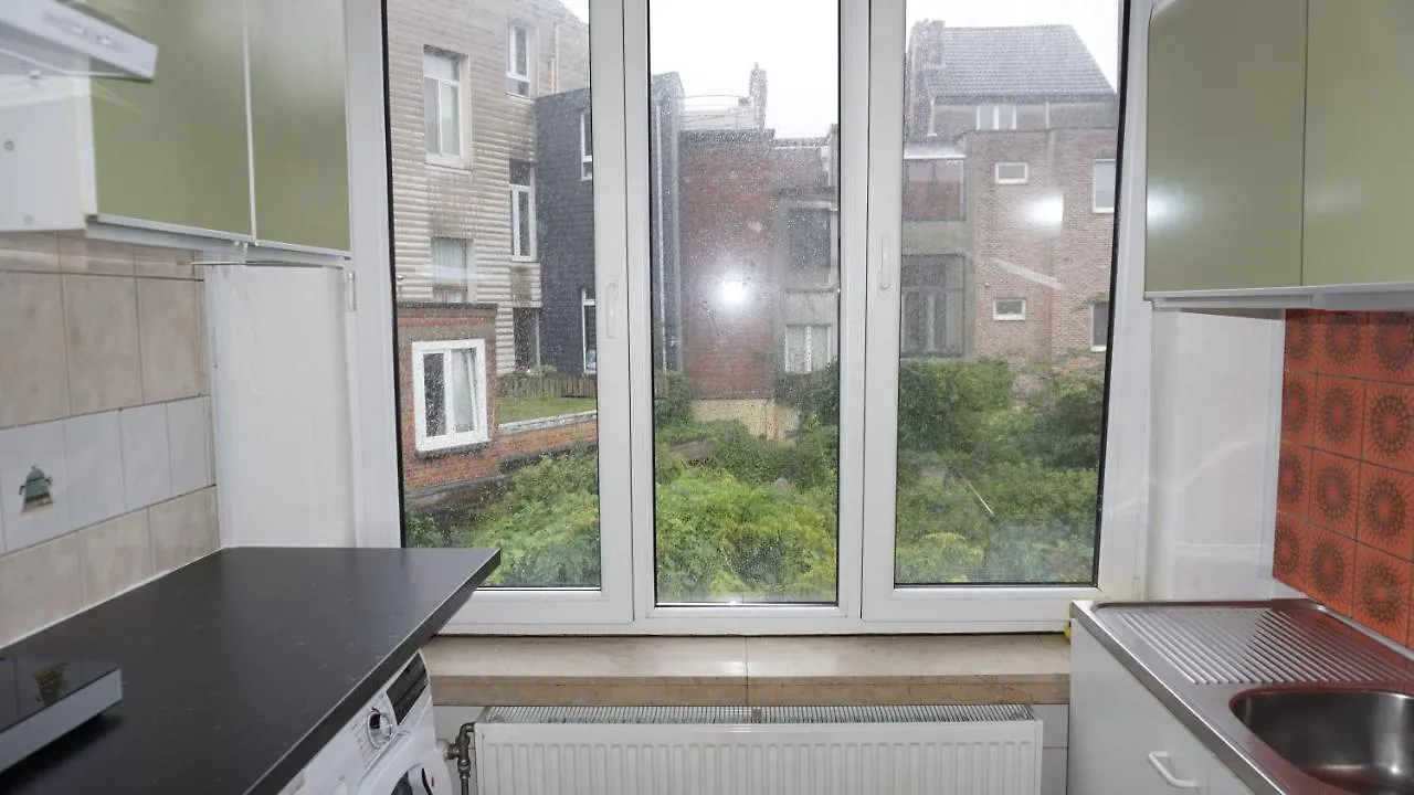 House Luppen Two kitchens two bathrooms Antwerpen Vakantiehuis